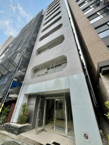 1LDK apartment in Shinjuku Ward, Tokyo - Photo 1