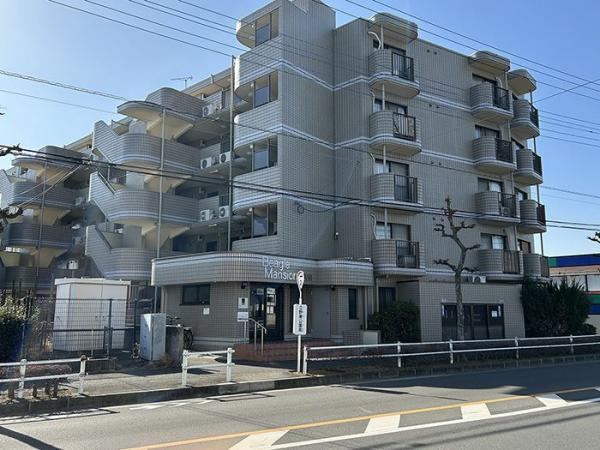 3LDK apartment in Higashiyamato, Tokyo - Photo 1