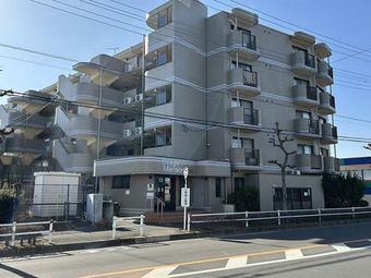 3LDK apartment in Higashiyamato