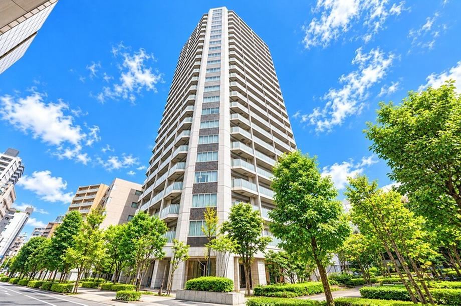 2LDK apartment in Toshima Ward, Tokyo - Photo 1