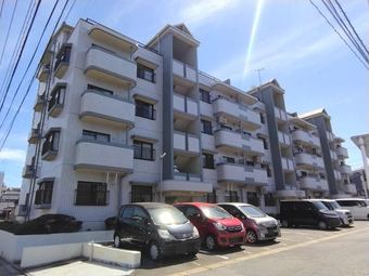2LDK apartment in Wakamatsu Ward, Kitakyushu