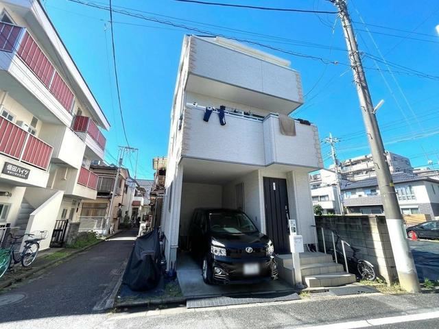 3DK house in Warabi, Saitama - Photo 1