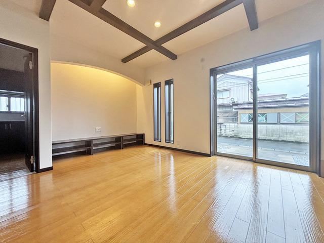 4LDK house in Kuki, Saitama - Photo 1