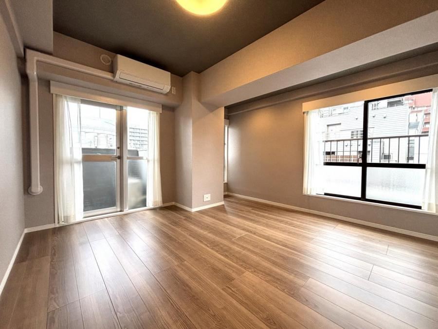 1DK apartment in Shinjuku Ward, Tokyo - Photo 1