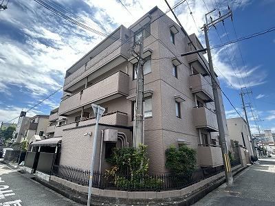 4LDK apartment in Amagasaki, Hyogo - Photo 1