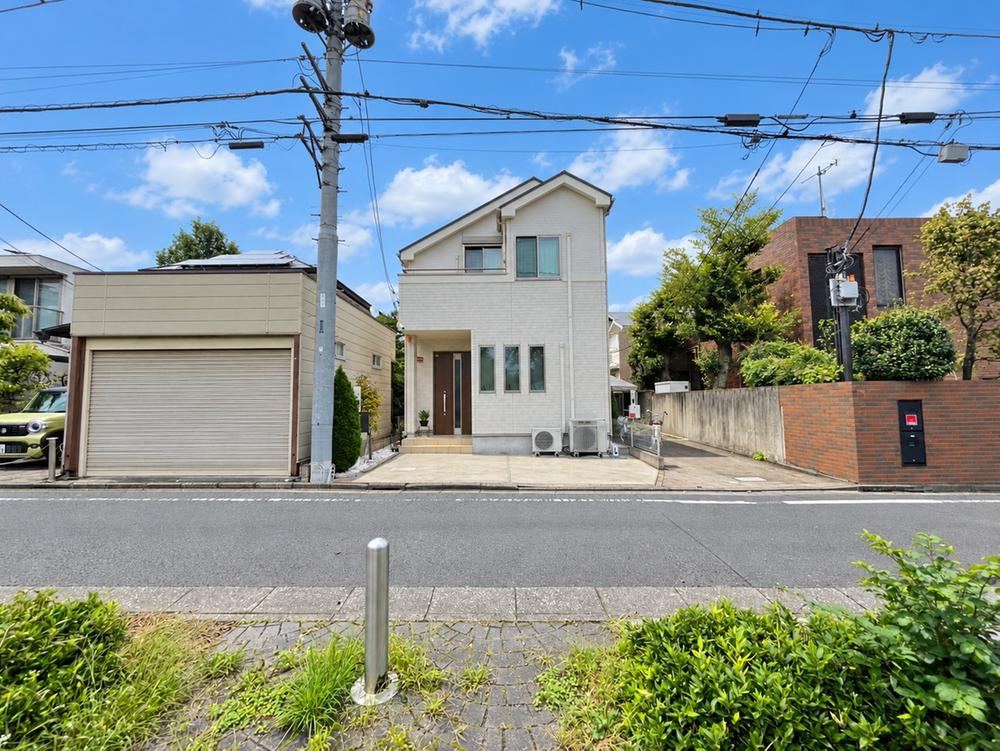 4LDK house in Suginami Ward, Tokyo - Photo 1