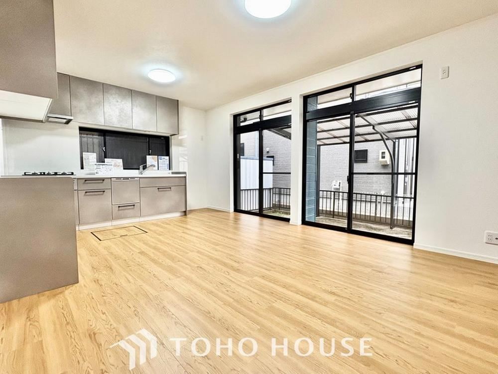 4LDK house in Minato Ward, Nagoya, Aichi - Photo 1