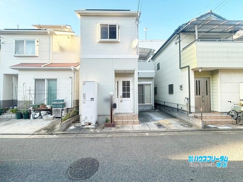4LDK house in Nishi Ward, Sakai, Osaka - Photo 1