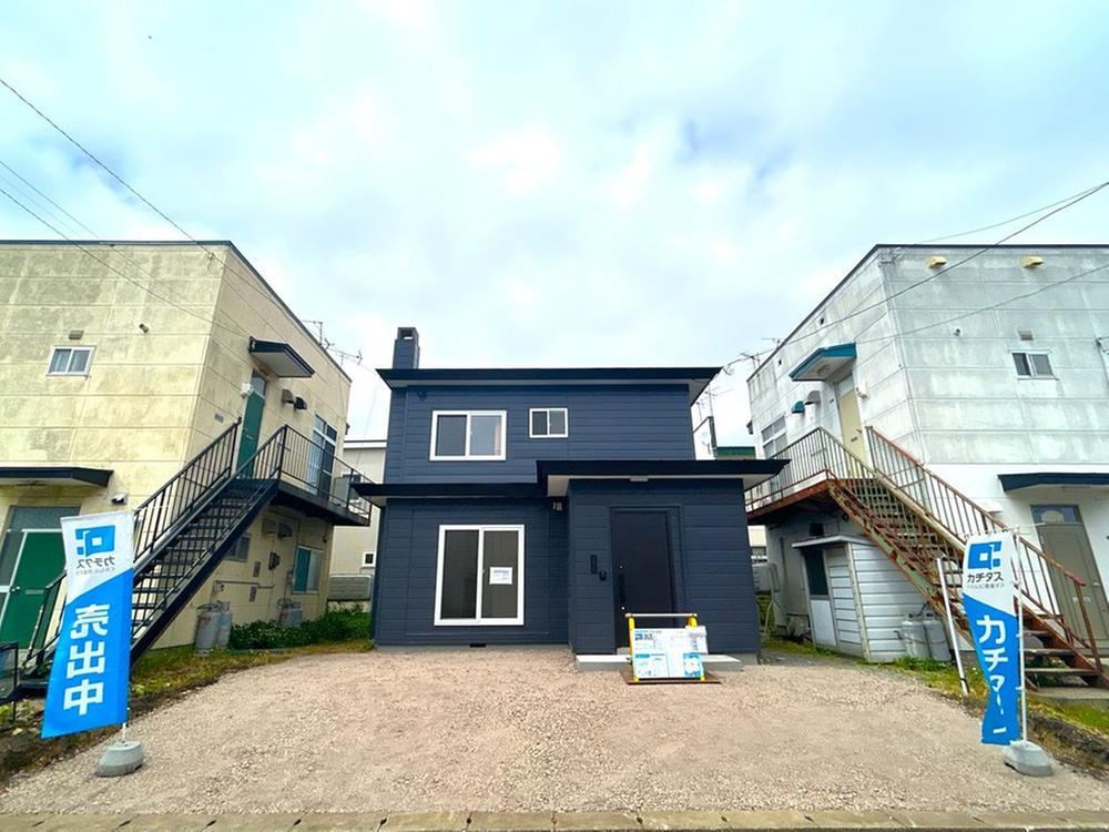 2LDK house in Hakodate, Hokkaido - Photo 1