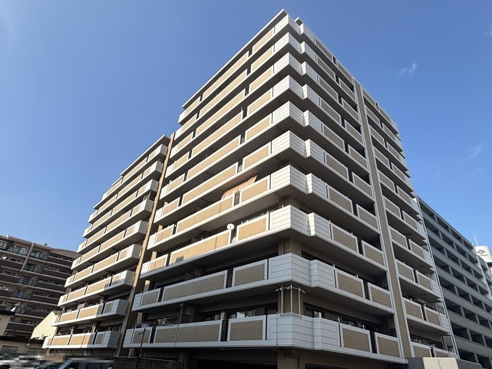 3LDK apartment in Hakata Ward, Fukuoka - Photo 1