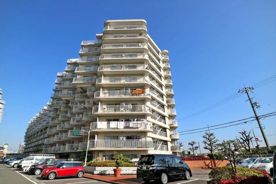 2LDK+S apartment in Higashiyodogawa Ward, Osaka - Photo 1