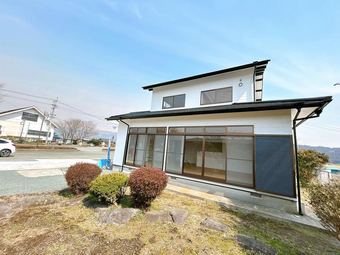 4LDK+S house in Aso
