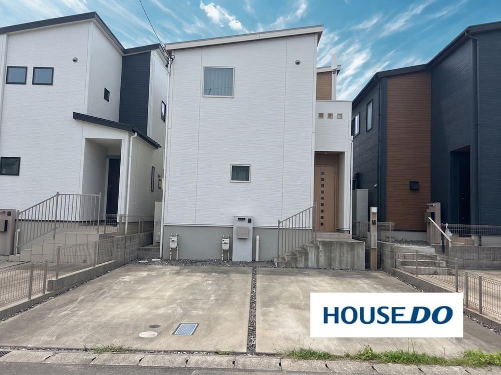 4LDK house in Taketoyo, Chita District, Aichi - Photo 1