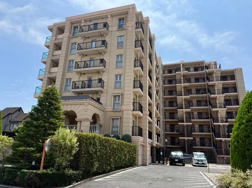 2LDK apartment in Kawaguchi, Saitama - Photo 1