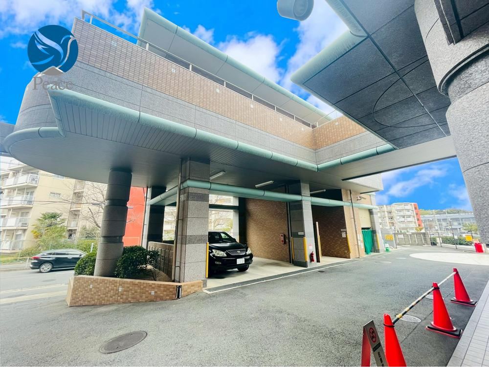 3LDK apartment in Fushimi Ward, Kyoto - Photo 1