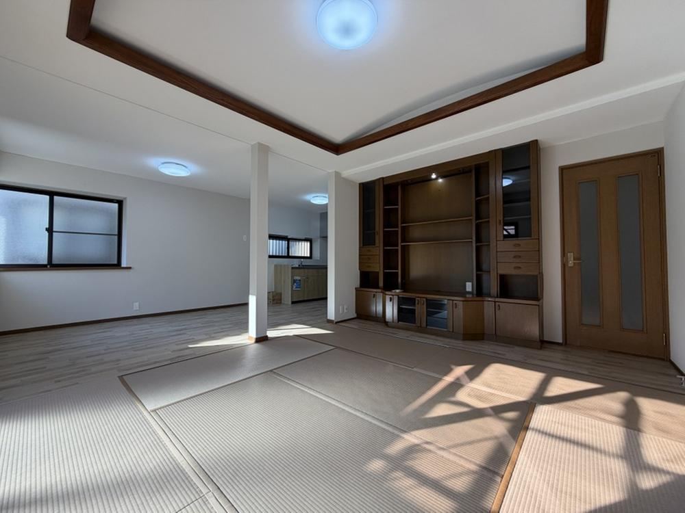 5LDK house in Kahoku, Ishikawa - Photo 1