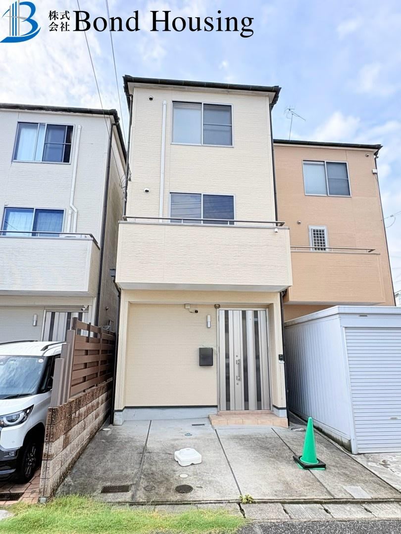 4LDK house in Nishi Ward, Kobe, Hyogo - Photo 1