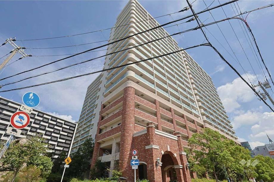 3LDK apartment in Fukushima Ward, Osaka - Photo 1