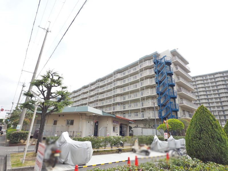 3LDK apartment in Akashi, Hyogo - Photo 1