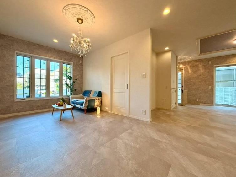 4LDK house in Takarazuka, Hyogo - Photo 1