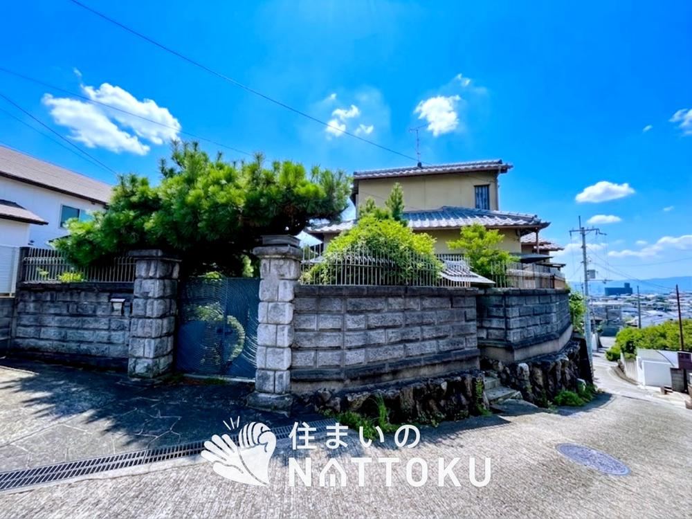 3DK house in Hirakata, Osaka - Photo 1