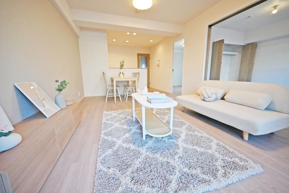 3LDK apartment in Yodogawa Ward, Osaka - Photo 1