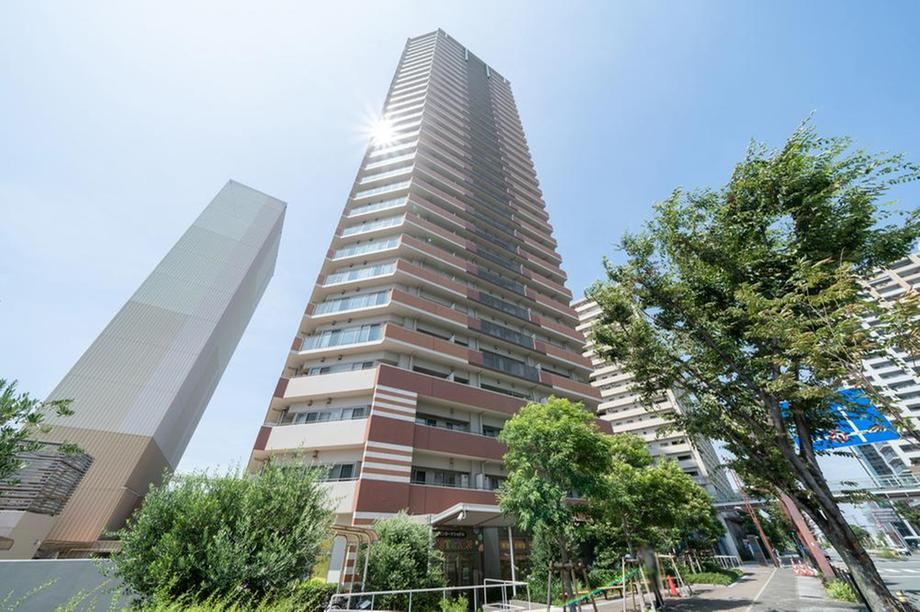 4LDK apartment in Suminoe Ward, Osaka - Photo 1