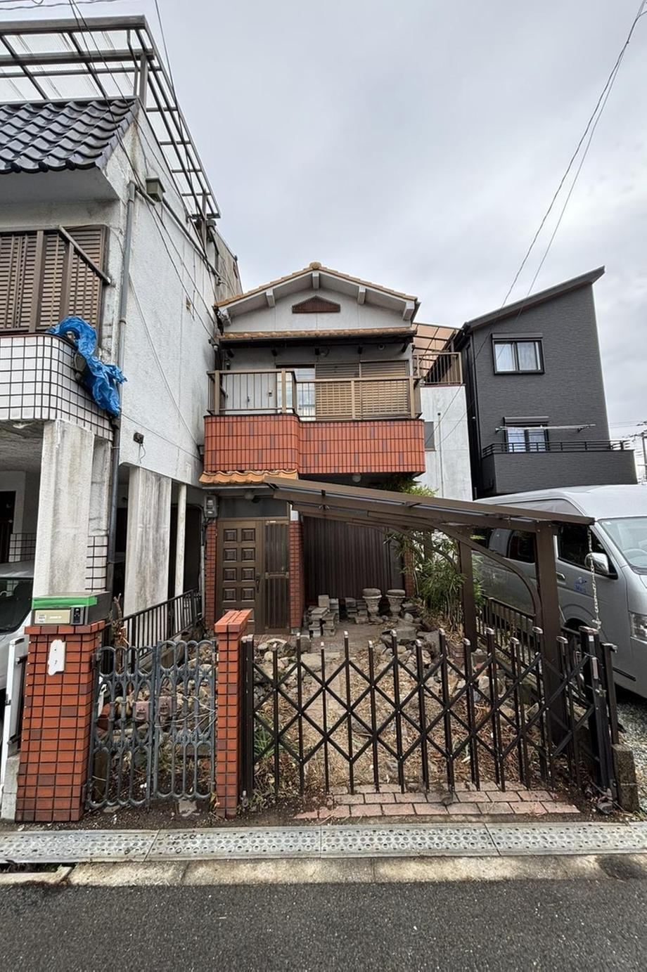 4LDK+S house in Taisho Ward, Osaka - Photo 1