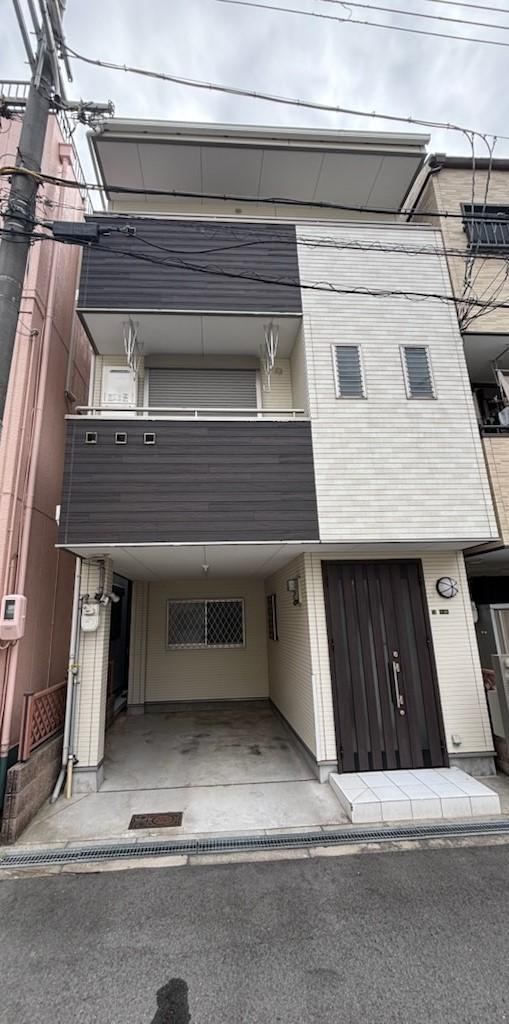 4LDK house in Taisho Ward, Osaka - Photo 1