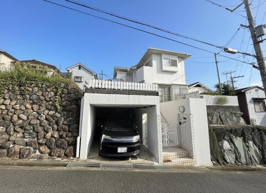 4LDK house in Kawachinagano, Osaka - Photo 1