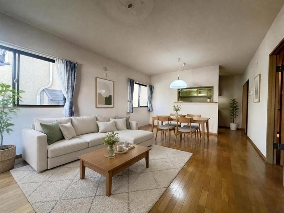 6LDK house in Kawachinagano, Osaka - Photo 1