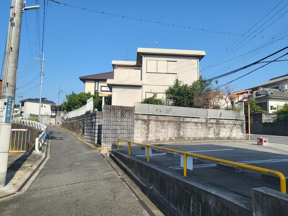 4LDK+S house in Tondabayashi, Osaka - Photo 1