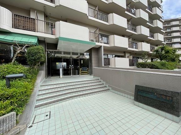 3LDK apartment in Habikino, Osaka - Photo 1