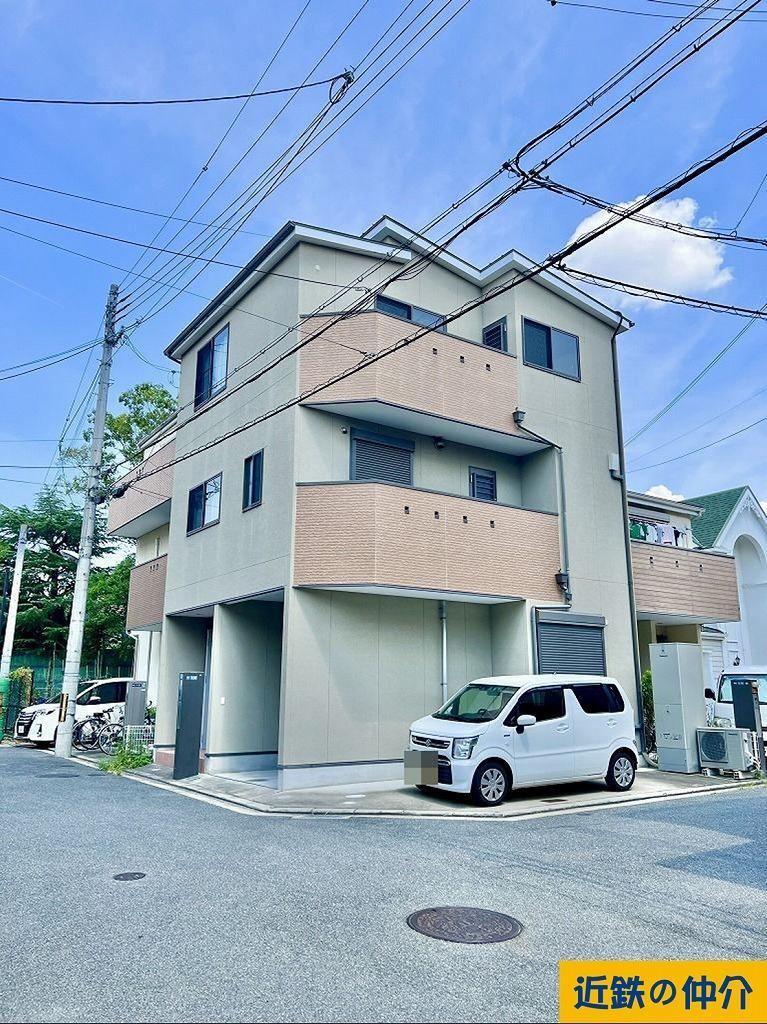 4LDK house in Neyagawa, Osaka - Photo 1