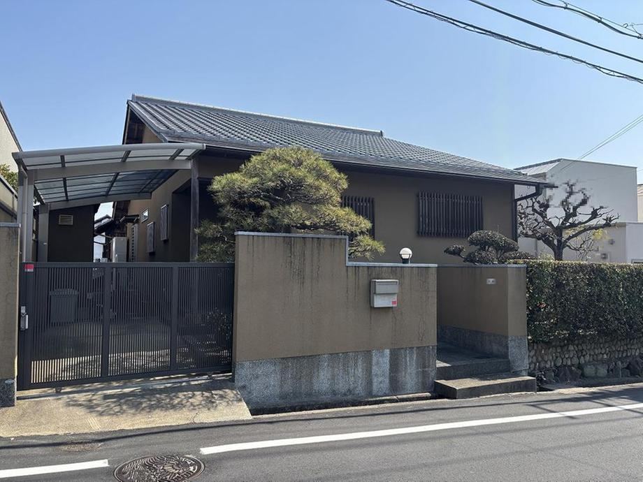 2LDK+S house in Hirakata, Osaka - Photo 1