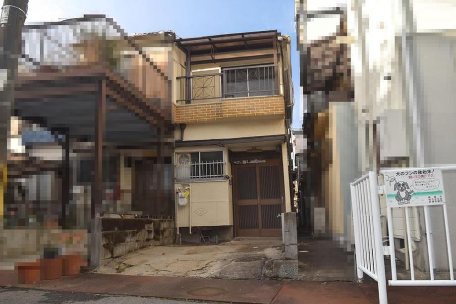 3DK house in Takatsuki, Osaka - Photo 1