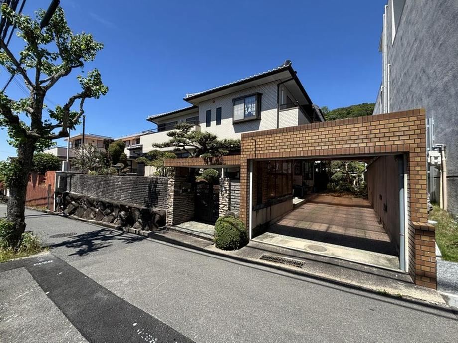 7LDK+S house in Ikoma, Nara - Photo 1