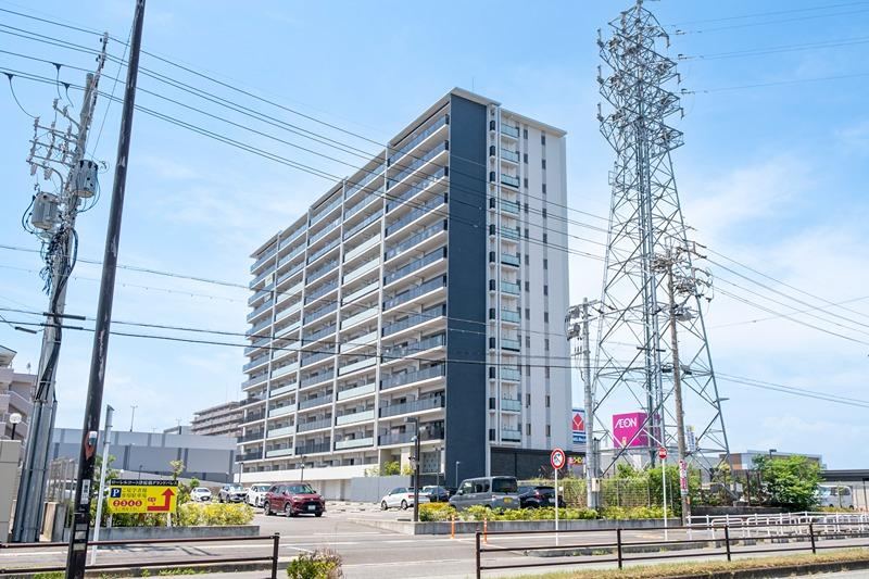 2LDK apartment in Tsu, Mie - Photo 1