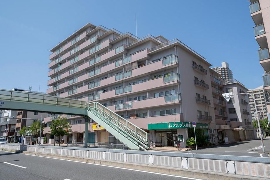 2LDK apartment in Joto Ward, Osaka - Photo 1