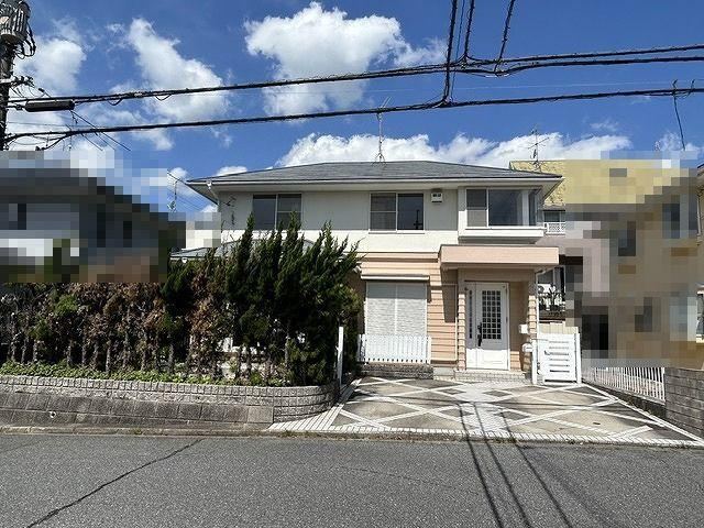 4LDK house in Hatsukaichi, Hiroshima - Photo 1