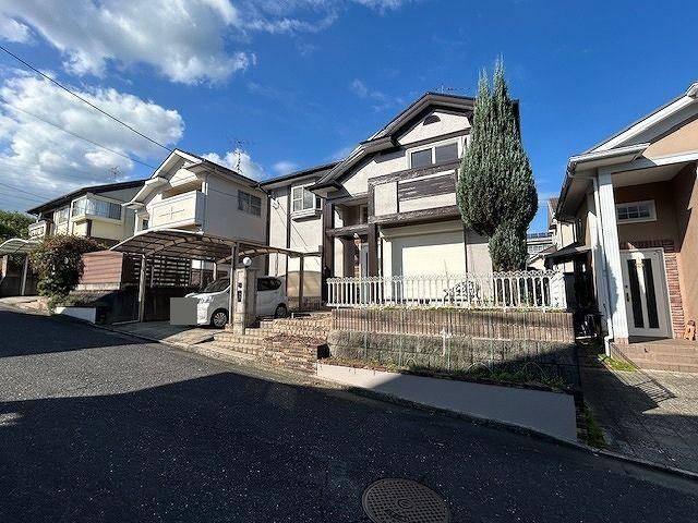 4LDK house in Hatsukaichi, Hiroshima - Photo 1