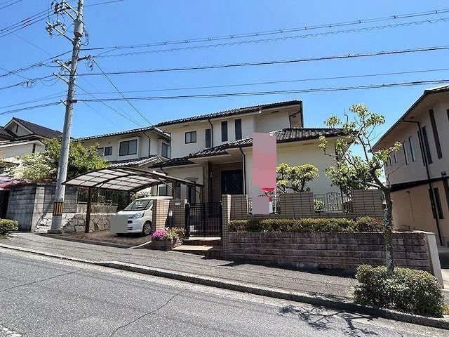 5LDK+S house in Hatsukaichi, Hiroshima - Photo 1