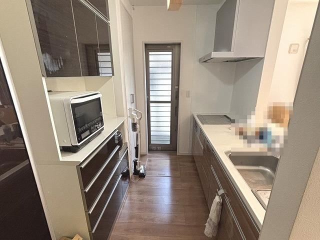 4LDK house in Hatsukaichi, Hiroshima - Photo 1