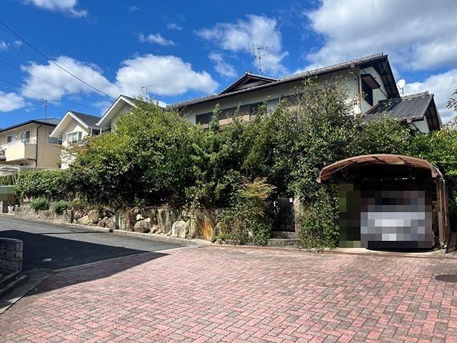4LDK house in Hatsukaichi, Hiroshima - Photo 1
