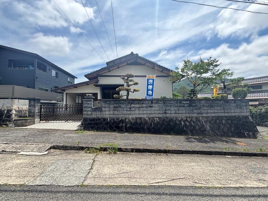 5DK house in Asakita Ward, Hiroshima - Photo 1