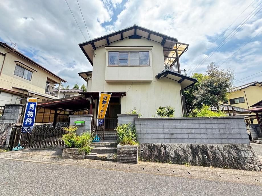 5LDK house in Higashihiroshima, Hiroshima - Photo 1