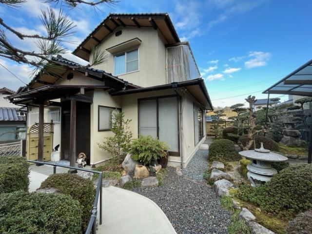 5DK house in Asakita Ward, Hiroshima - Photo 1