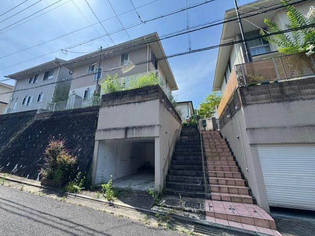 4LDK house in Asakita Ward, Hiroshima - Photo 1