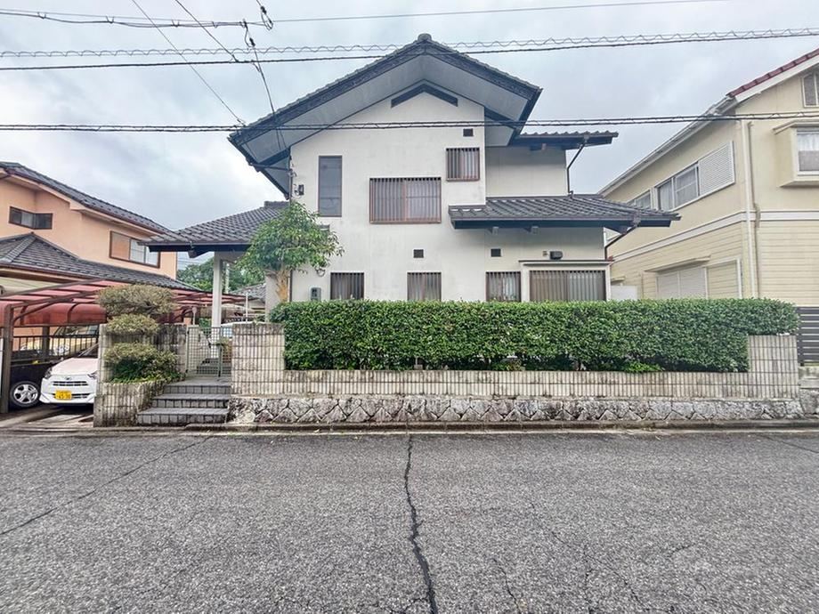 4LDK house in Higashihiroshima, Hiroshima - Photo 1