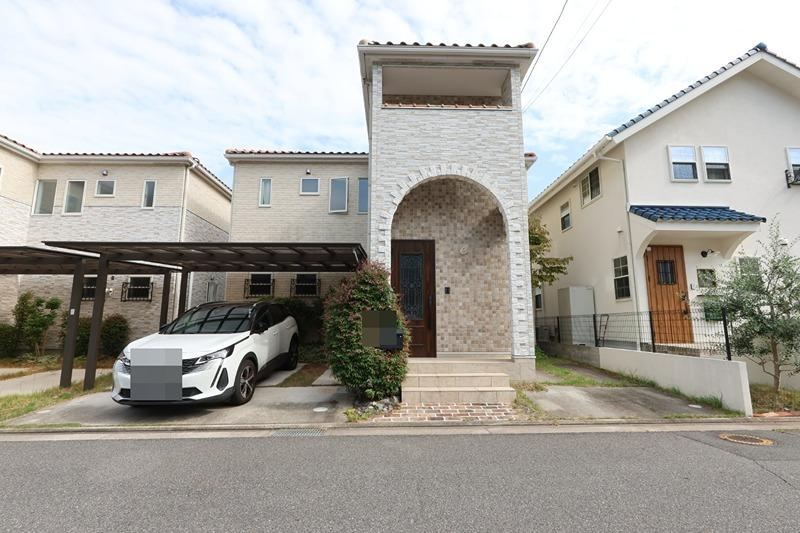 4LDK house in Asaminami Ward, Hiroshima - Photo 1